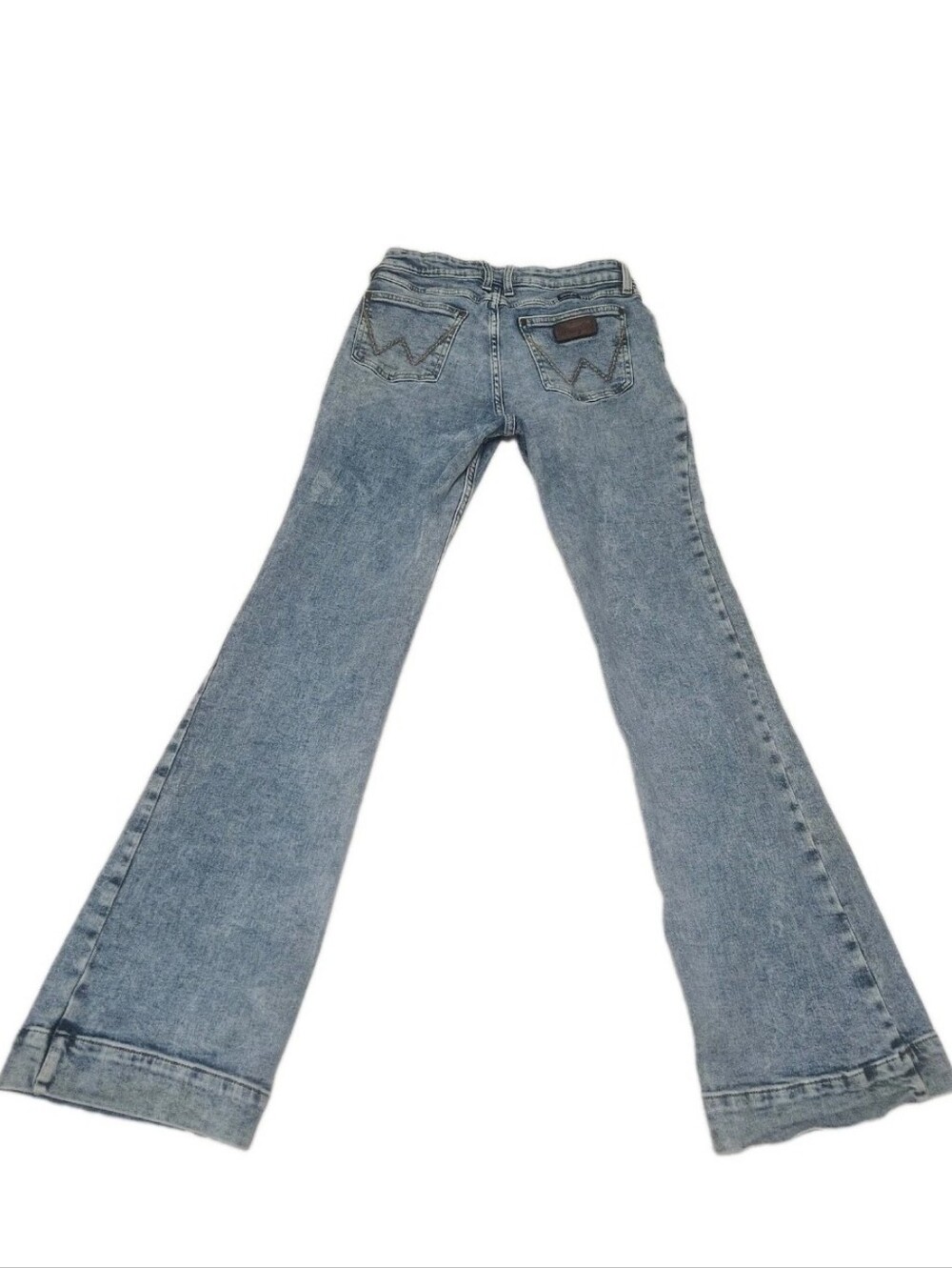 Light Wash Flare Jeans for Women - Classic Wide Leg - Picture 12 of 12